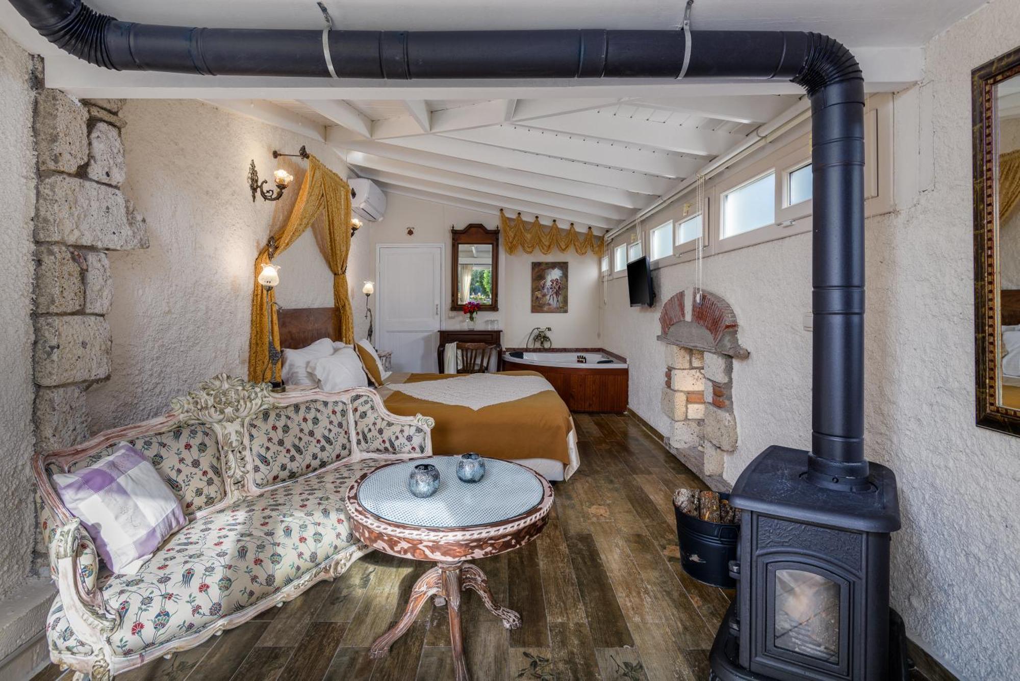 Alacati Sultan Konak Butik Otel ℳℛ Luxury Concept Exterior photo